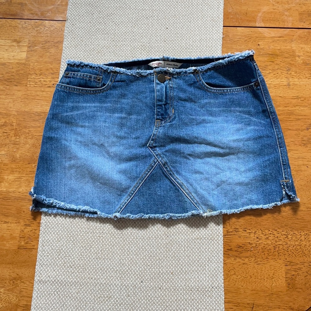 Abercrombie size 2 denim skirt